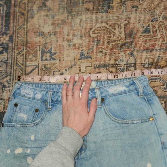 One Teaspoon shorts - Picture 6 of 6